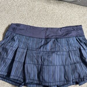 Women’s Lululemon Skirt
